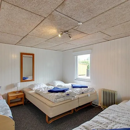 Three-bedroom Holiday In