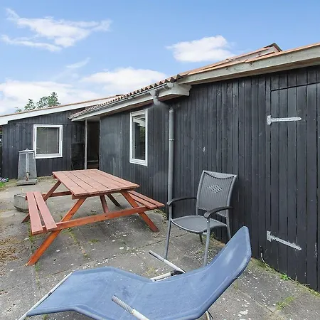 Three-bedroom Holiday In *